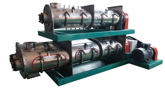 The Difference between Dry Type and Wet Type of Pet Food Machine